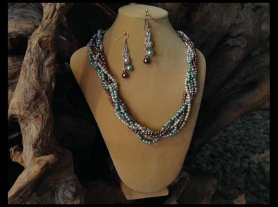 13. Multi-Stranded, Tiny Pearls & Swarovski Crystals $49.95
Earrings $19.95 - SOLD (Can be re-created in many Pearl/Crystal color options) 13. Multi-Stranded, Tiny Pearls & Swarovski Crystals - SOLD (Can be re-created in many Pearl/Crystal color options)